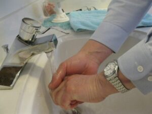 wash hands before touching eye or drop container